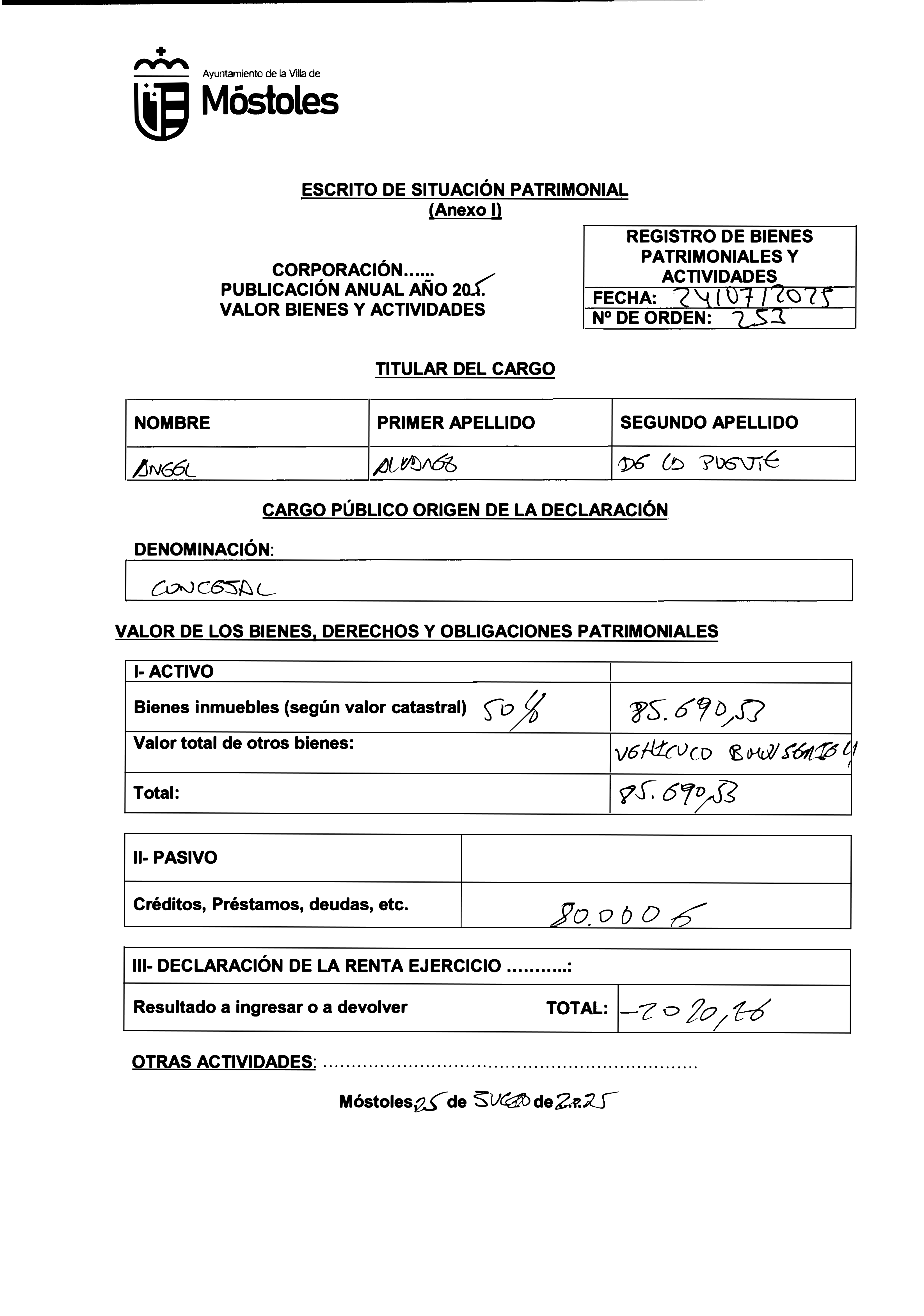 Escaneo de la página 1